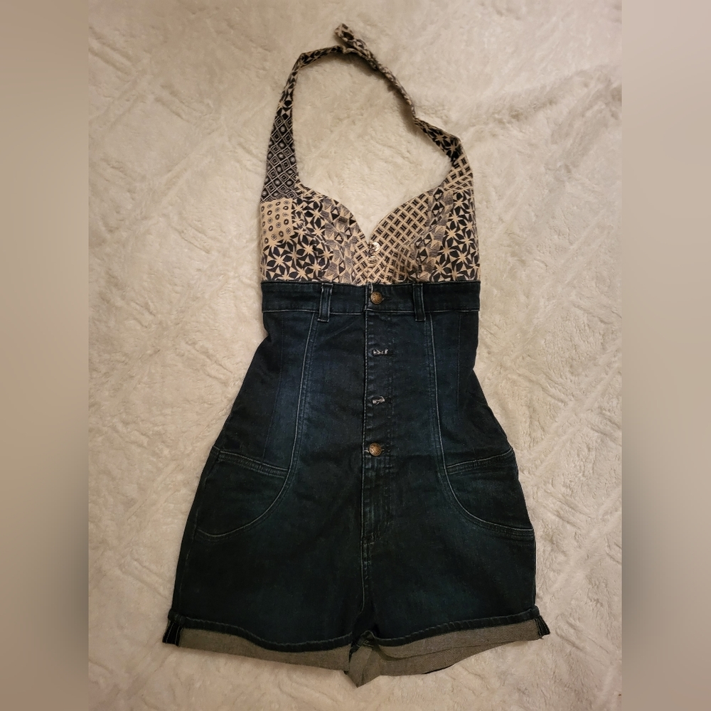 Guess romper size 26